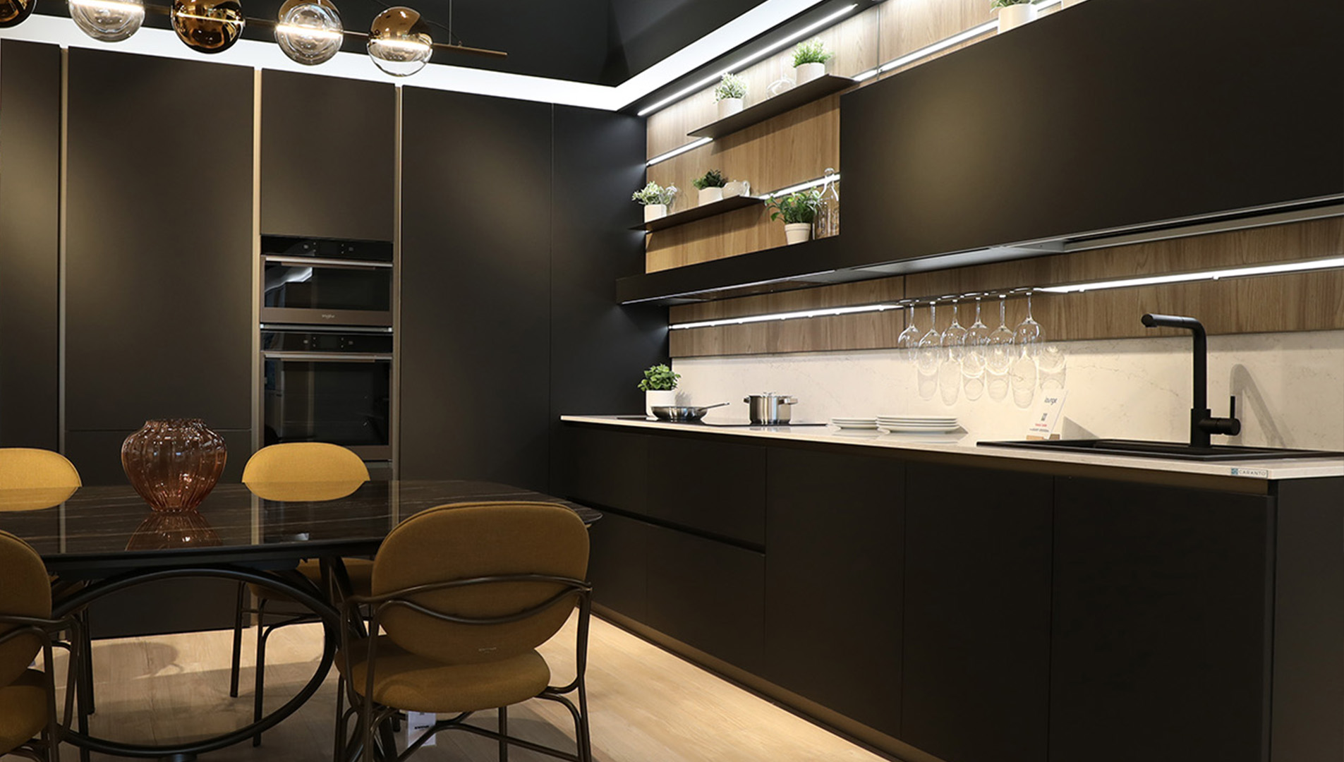 Zona Giorno stile open space arredata da Arredamenti Martorelli | La Qualità è di Casa